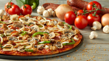 Donatos Pizza food