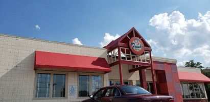 Frisch's Big Boy Restaurants inside