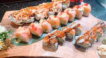 Chakara Sushi Bar Restaurant food