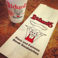 Richards Pizza food