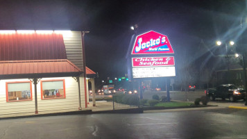 Jocko's Chicken Seafood outside