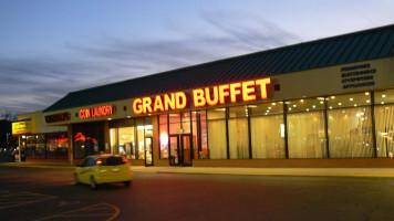 Grand Buffet outside