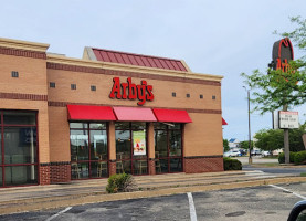 Arby's outside