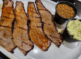 Rocco's Smokehouse Grill food