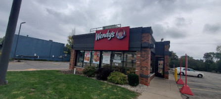 Wendy's Phone Number, Reservations, Reviews outside