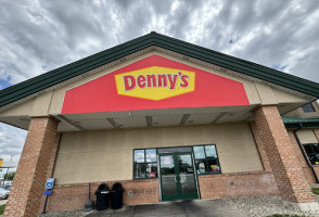 Denny's outside