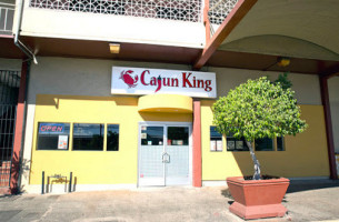 Cajun King outside