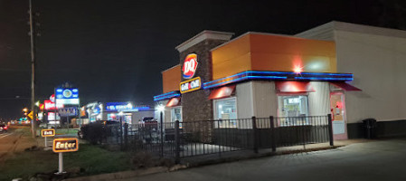 Dairy Queen Grill Chill inside