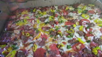 Angelina's Pizza food