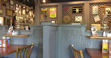 Cracker Barrel Old Country Store inside