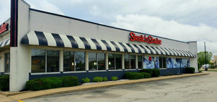 Steak N Shake outside