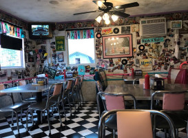 Kokomo's 50's Diner food