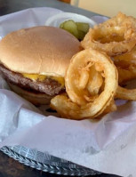 Schooner's Peoria Heights food