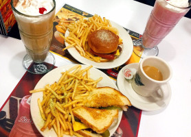 Steak 'n Shake food