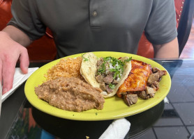 Taqueria Mercado food