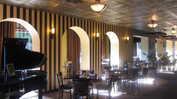 Mozart's Bakery And Event Space inside