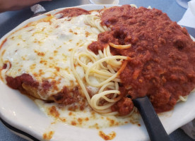 Dennis Spaghetti Steak House food