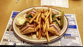 Cambridge Diner inside