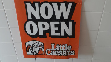 Little Caesars Pizza food