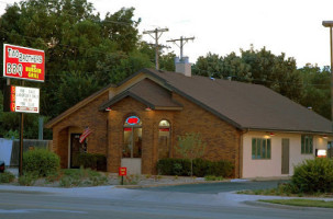 Two Brothers Bbq And Burger Grill inside