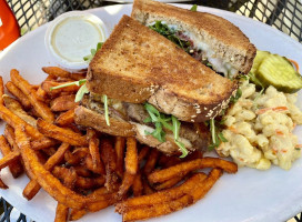 Sportsman's Alamo Cantina food