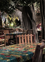 Rainforest Cafe food