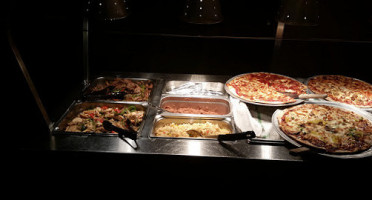 Carbone's Pizza & Sports Bar food