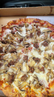 Paisano's Pizza food