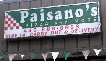 Paisano's Pizza food