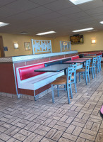 Carl's Jr. inside