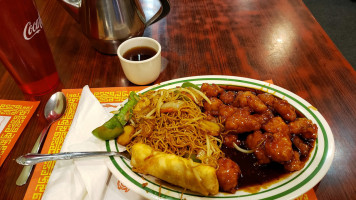 Yun Tung Chinese food