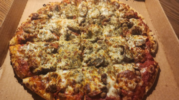 Palucci's Pizza food