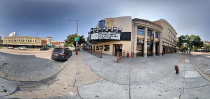 Bourbon Theatre In L outside