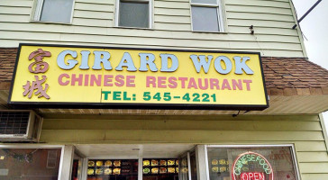 Girard Wok outside