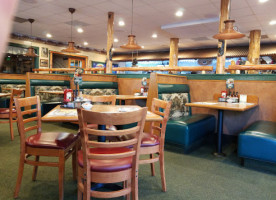 Black Bear Diner inside