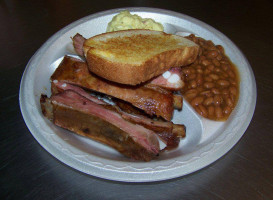 Bama Barbecue Grill food