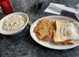 Mundy's Diner food