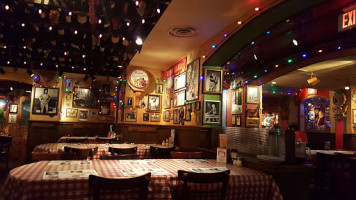 Buca di Beppo Louisville food