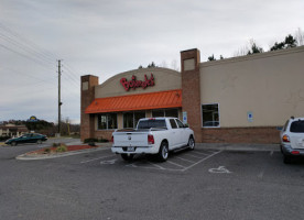 Bojangles ' Famous Chicken 'n Biscuits outside