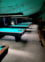 Legends Billiards outside