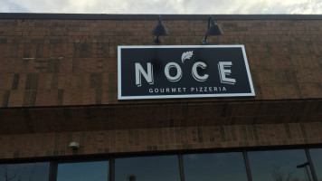 Noce Gourmet Pizza food