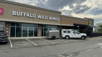 Buffalo Wild Wings food