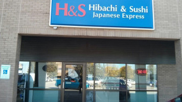 Hibachi Sushi food