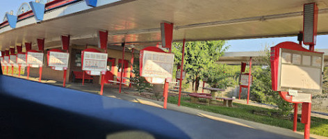 Bumpers Drive-in Of America outside