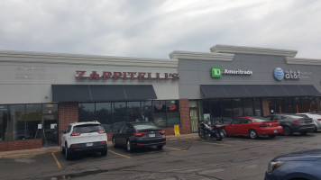 Zappitelli's Pizza, Pasta Parm outside