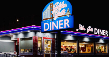 Golden Gate Diner outside