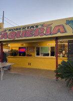 Roberta's Taqueria outside