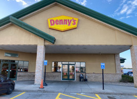 Denny's outside