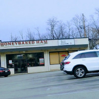 The Honey Baked Ham Company outside