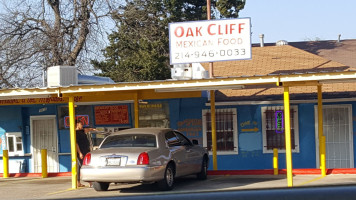 Oak Cliff Mexican Food To Go outside